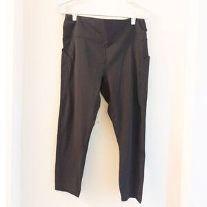 fabletics pure luxe black crop leggings with pockets size XL
